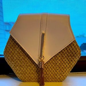 Crossbody Straw bag